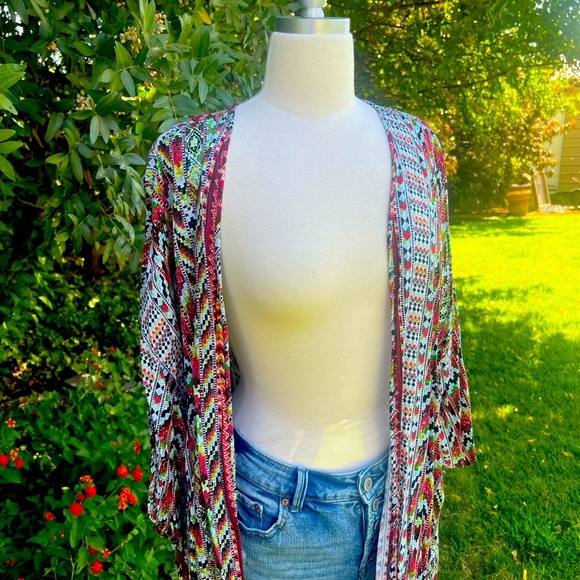 Roommates Multicolor Patterned Fabric - Picture 5 of 8